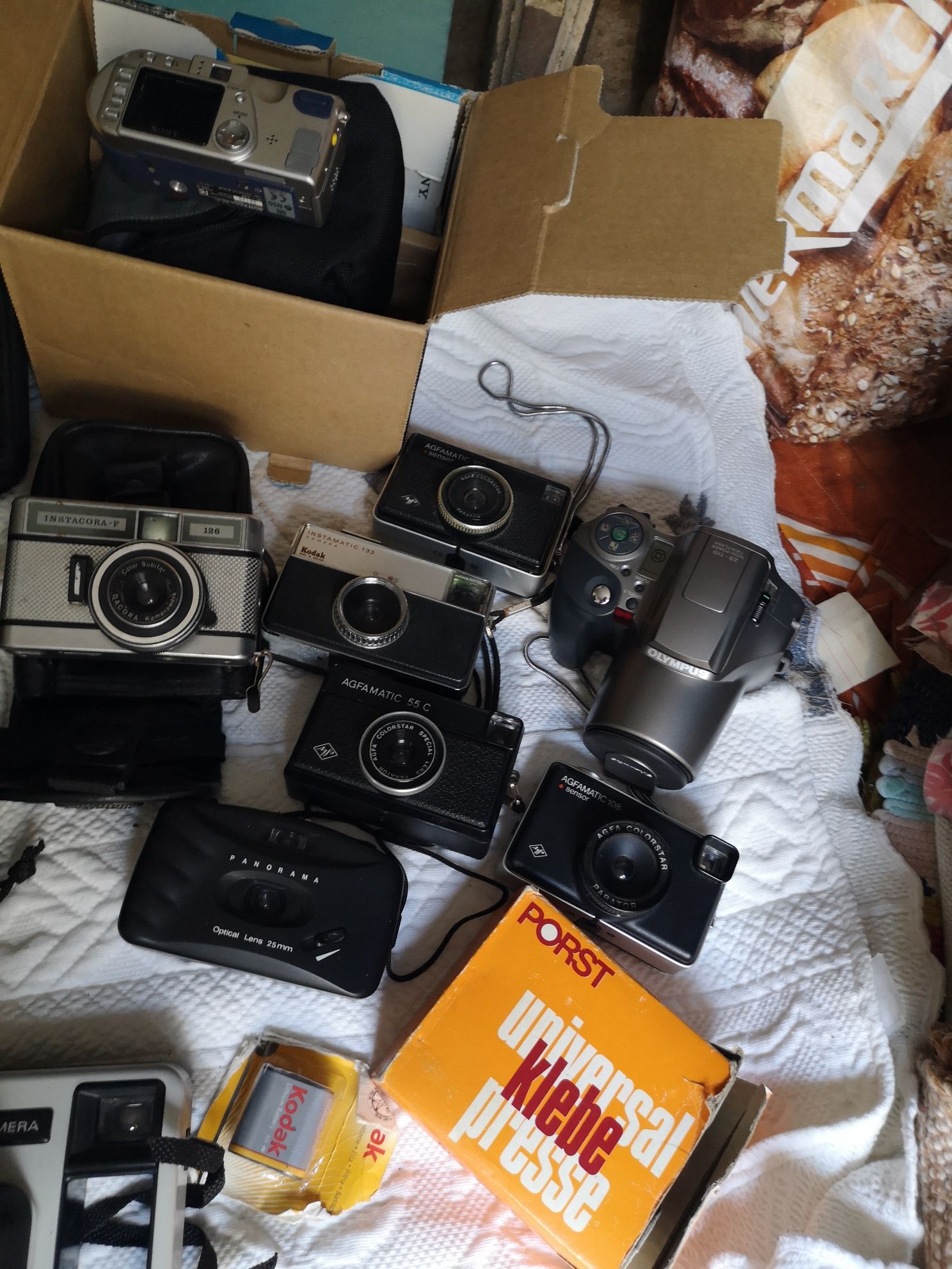 Lote de máquinas fotográficas e outros