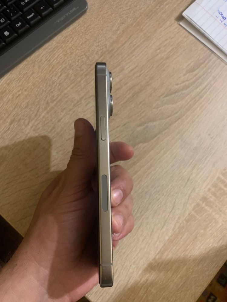Iphone 15 pro max 256gb R sim