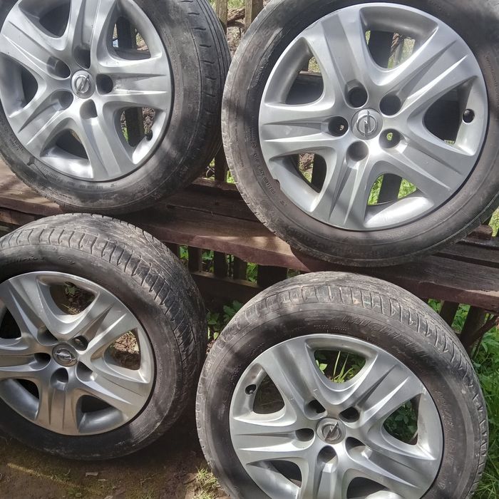 Продам колеса R17 5/120