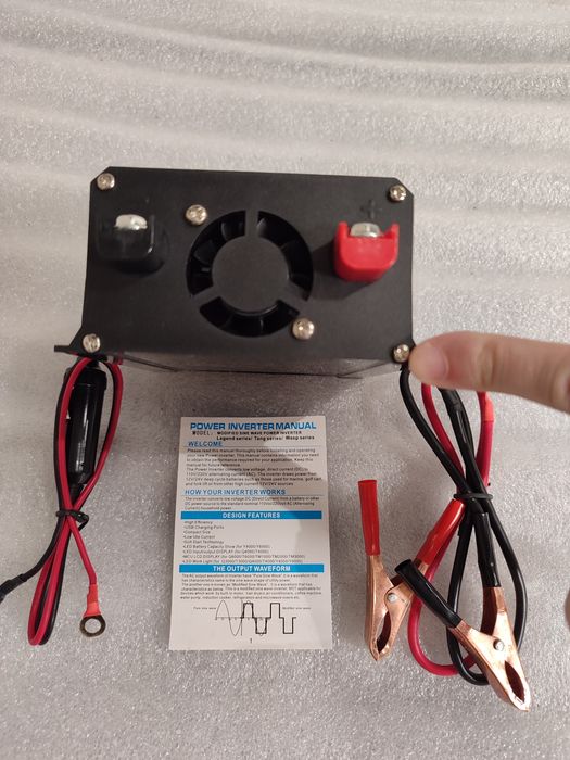 Інвертор 12v -220v