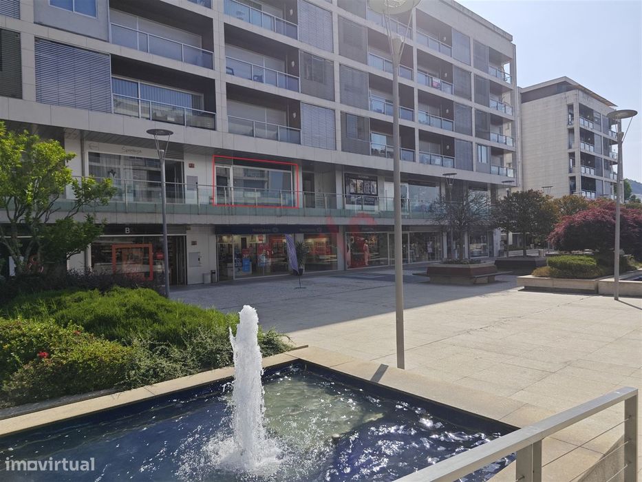 Loja no Fórum Vizela – 41,30 m2 com Licença para Comércio e Serviços