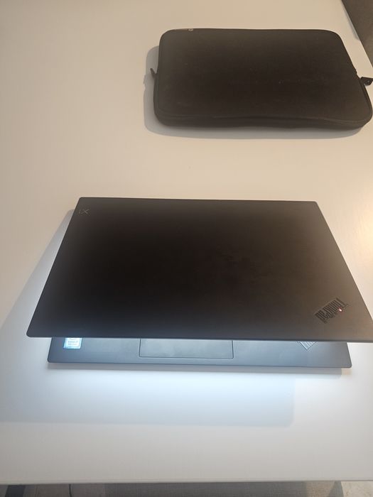 Lenovo x1 carbon