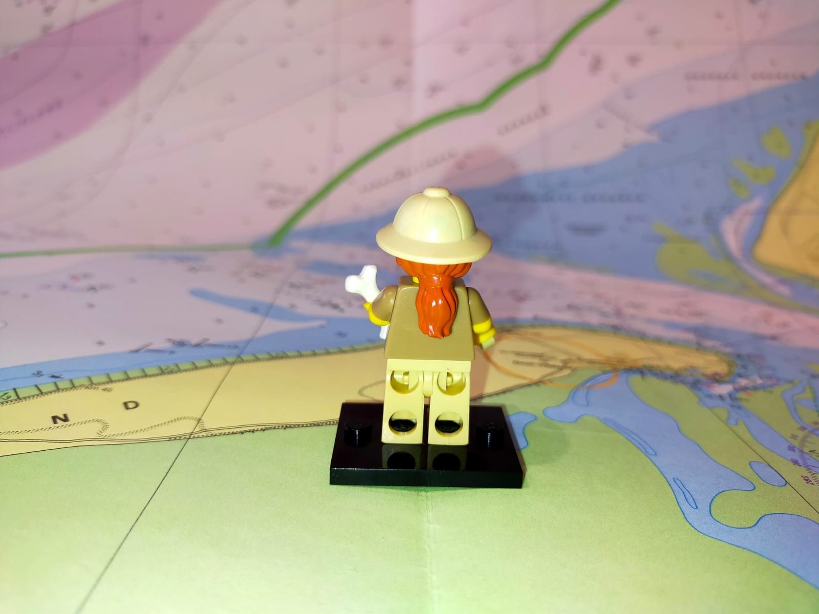 LEGO mini figurka Col13-6 paleontolog ,seria 13