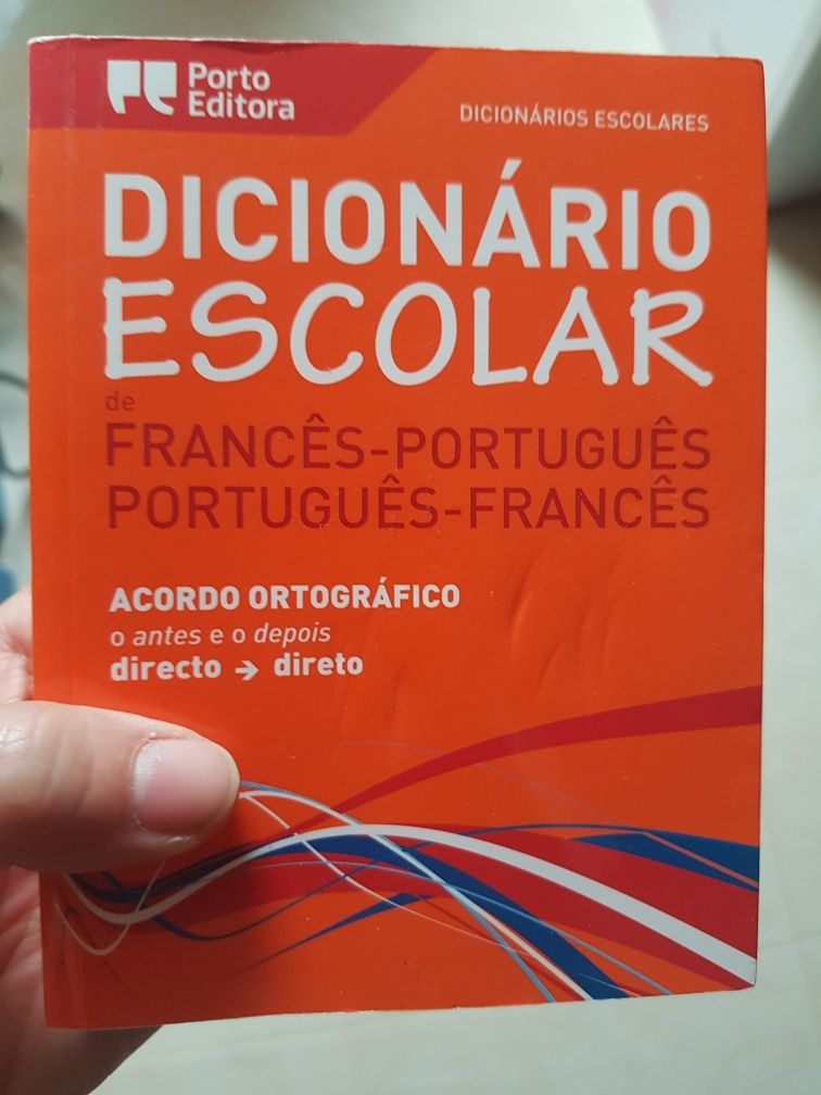 Dicionários línguas