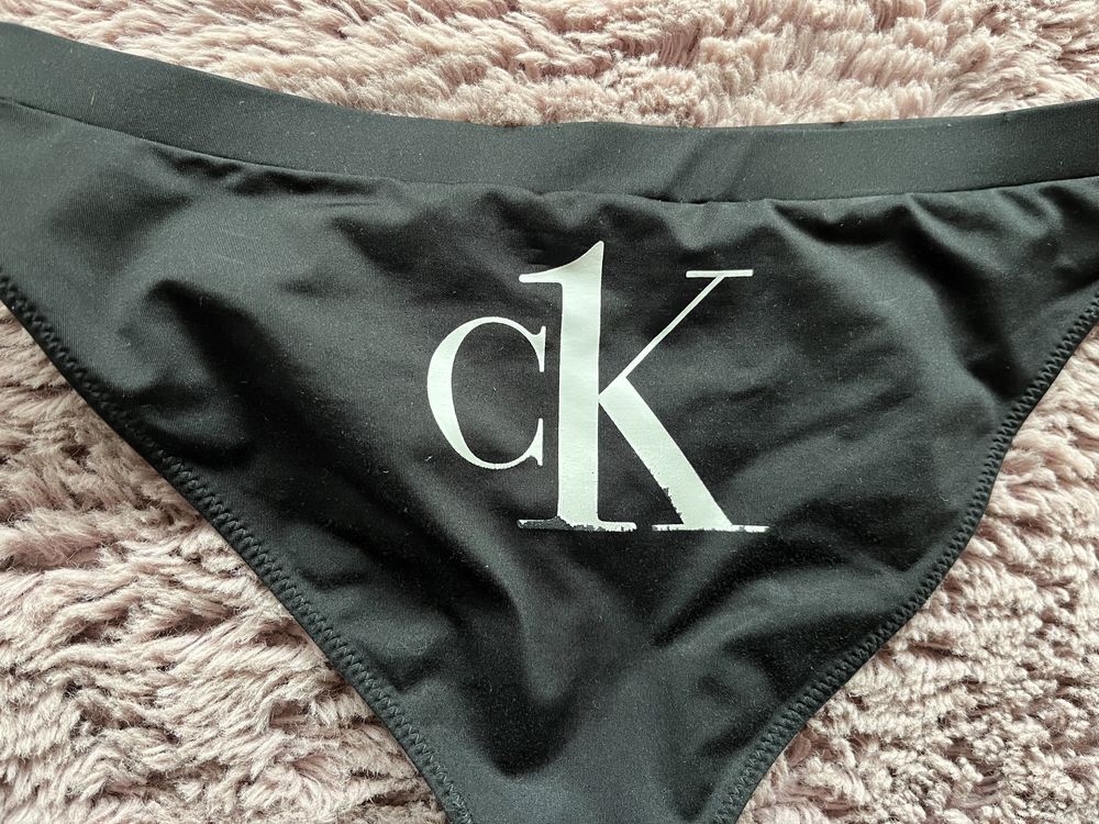 Strój kąpielowy dla dziewczynki Calvin Klein r.12-14 r.152-164