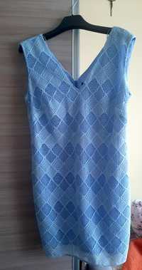 Koronkowa sukienka niebieska Simple