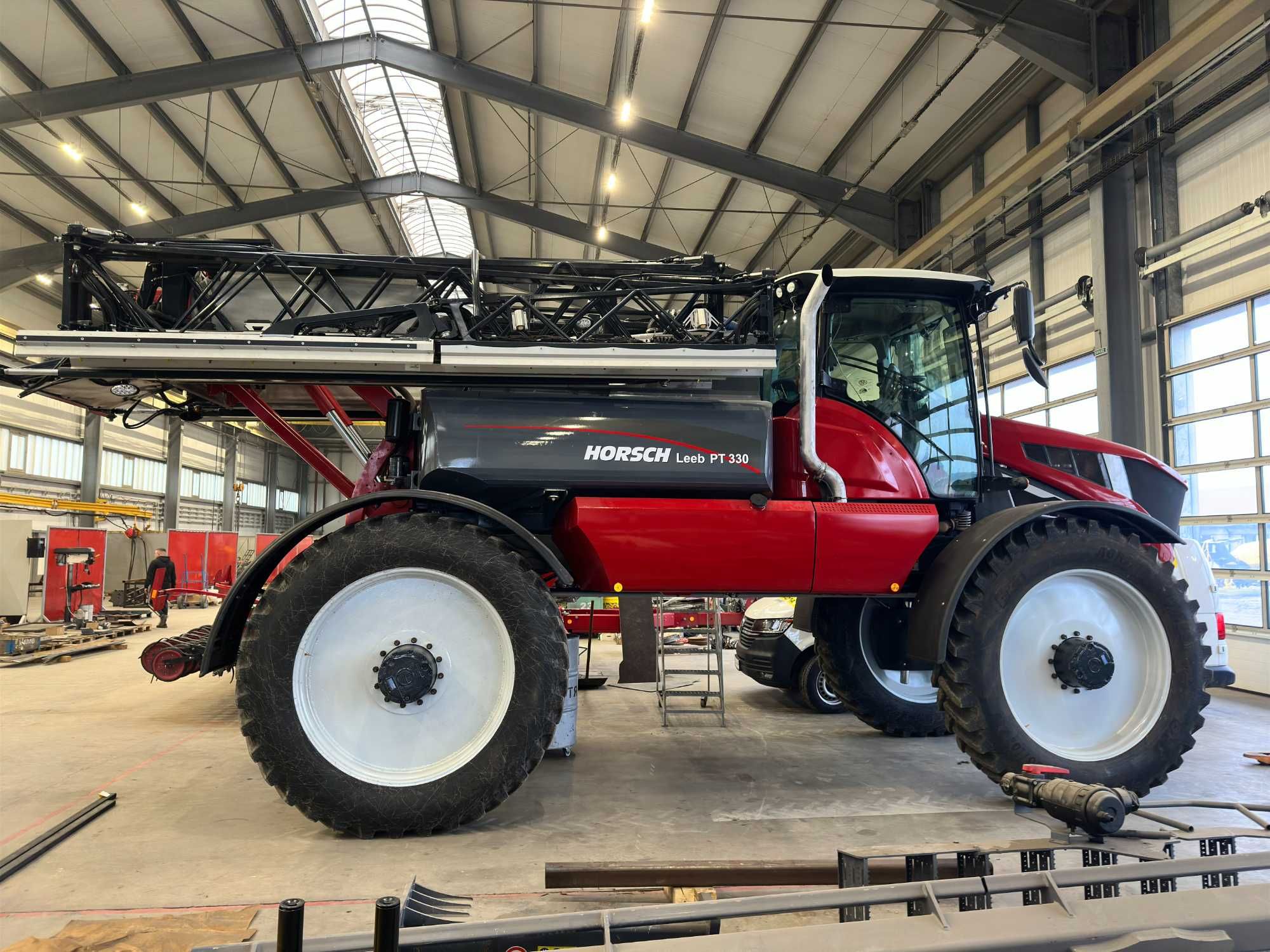 Обприскувач Horsch Leeb PT 330