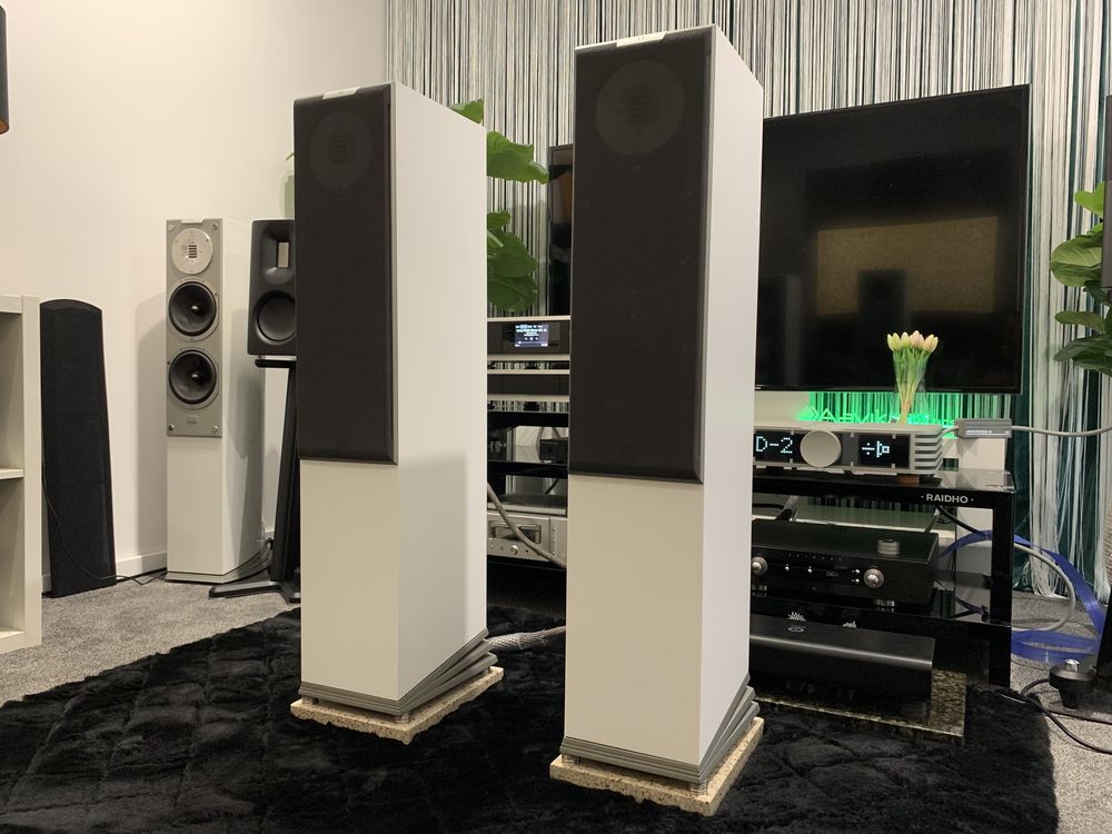 Hi-End Audiovector Mi3 Avantgarde Arrete LE Białe Flagowe 7000Euro