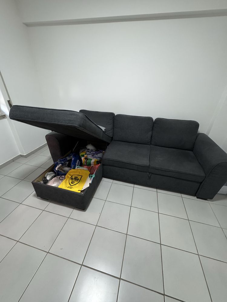 Sofá Chaise Long com Baú – 5 Meses de Uso