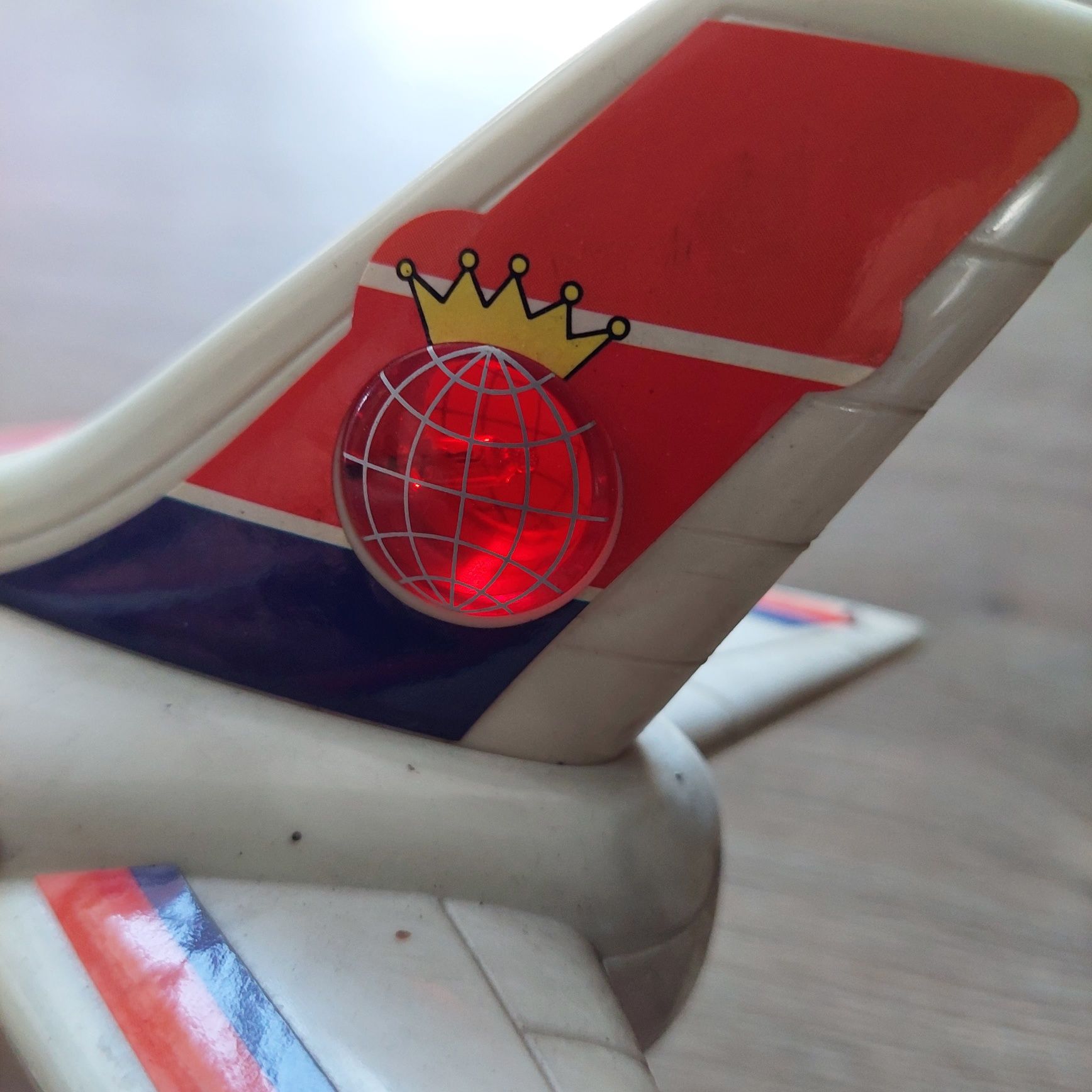 Samolot zabawkowy, lata 90-te.
