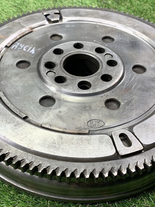 Двохмасовий маховик BMW E39 M57 Код:058