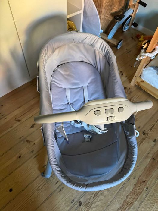 Chicco Babyhug 5 em 1 + Colchão + Tabuleiro de Alimentação + Lençol