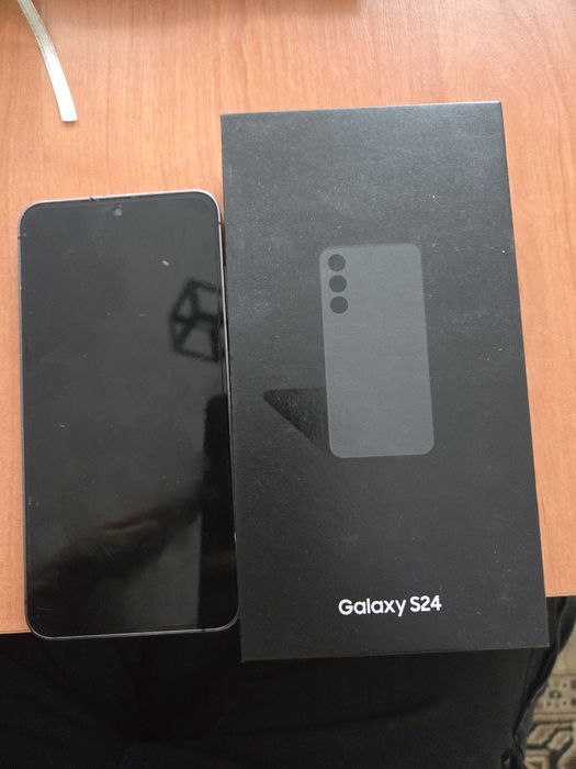 Samsung s24 polecam