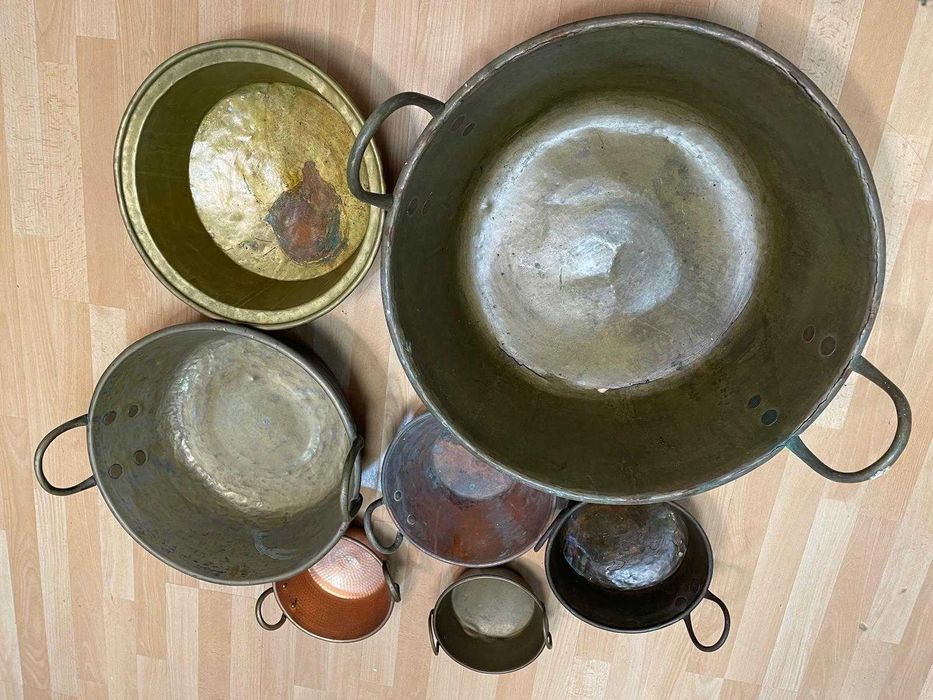 sete tachos em cobre antigo o maior está furado, preços individuais