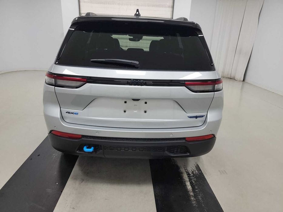 2022 Jeep Grand Cherokee 4XE Trailhawk