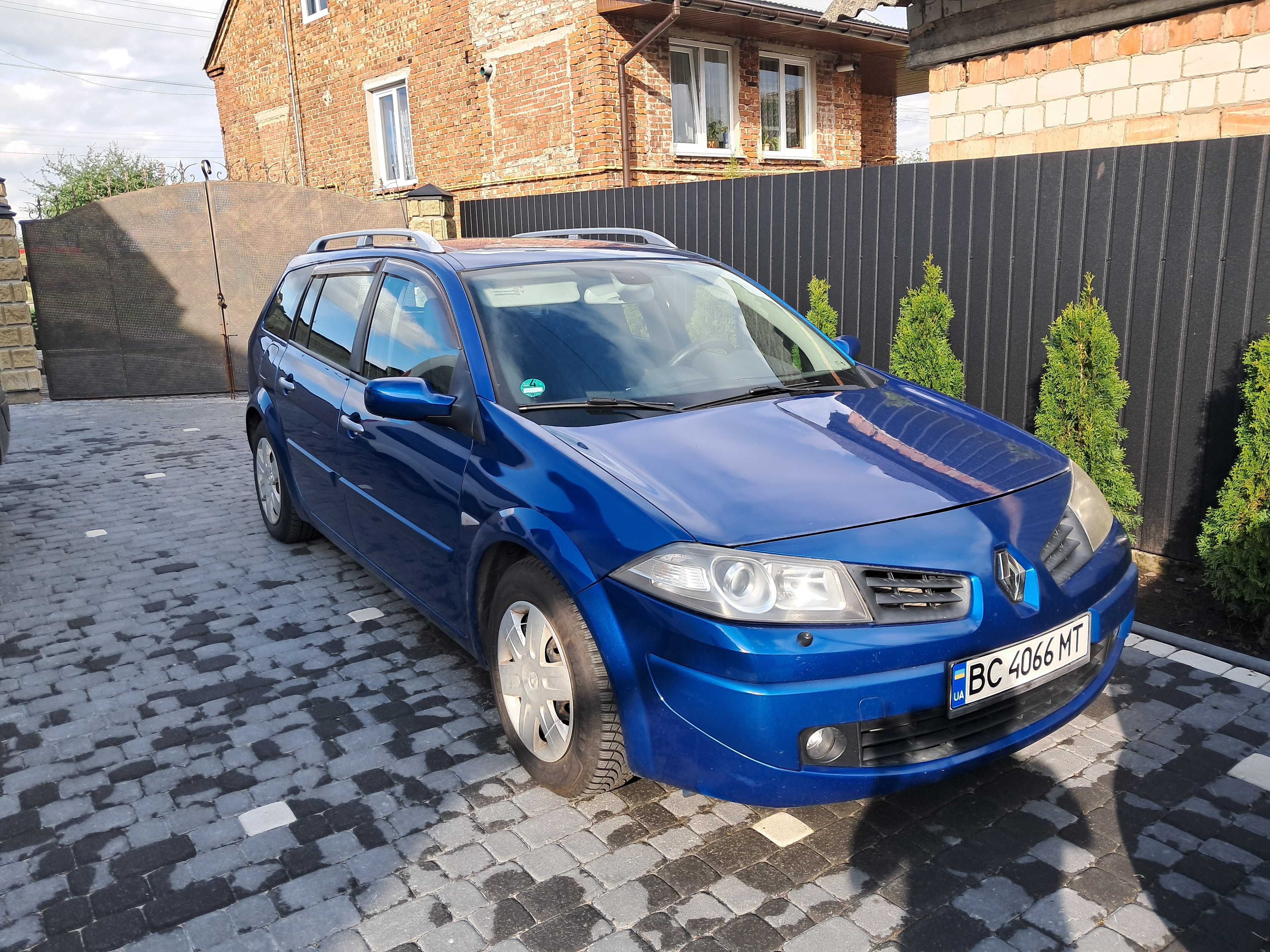 Продається автомобіль Reno Megan 2