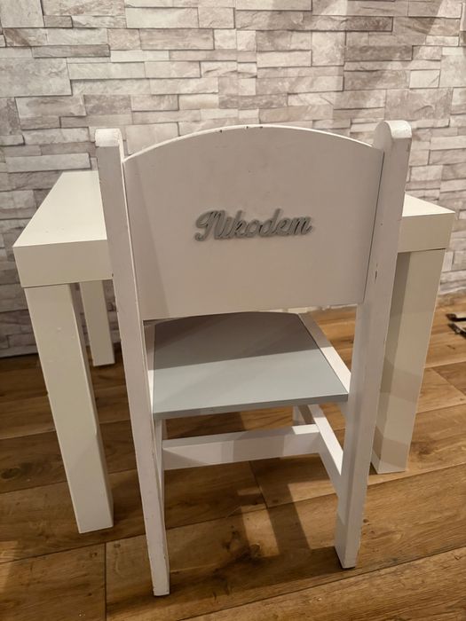 Stolik Ikea+krzesło z imieniem Nikodem