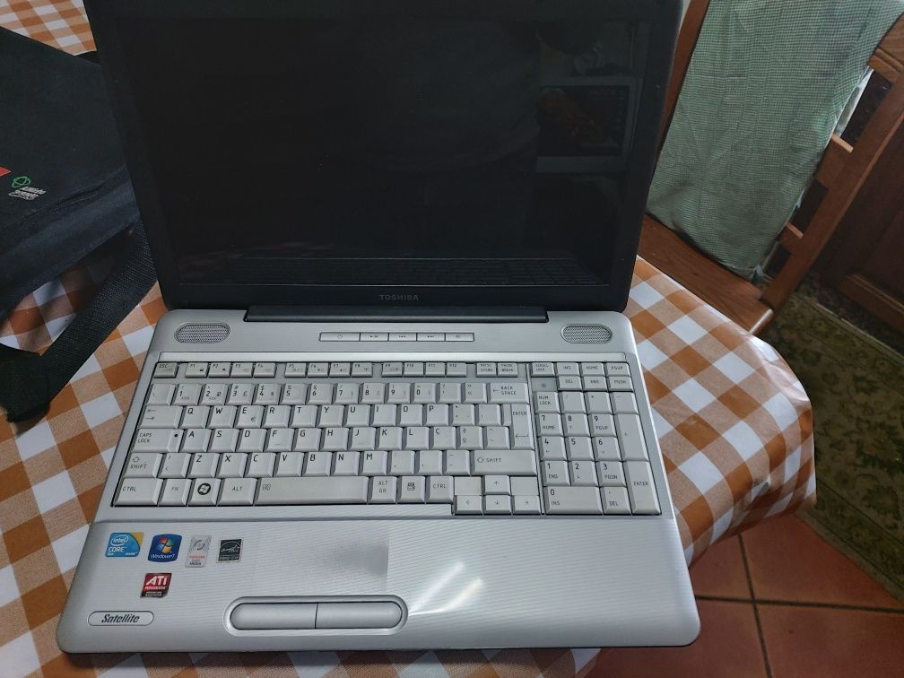Computador toshiba