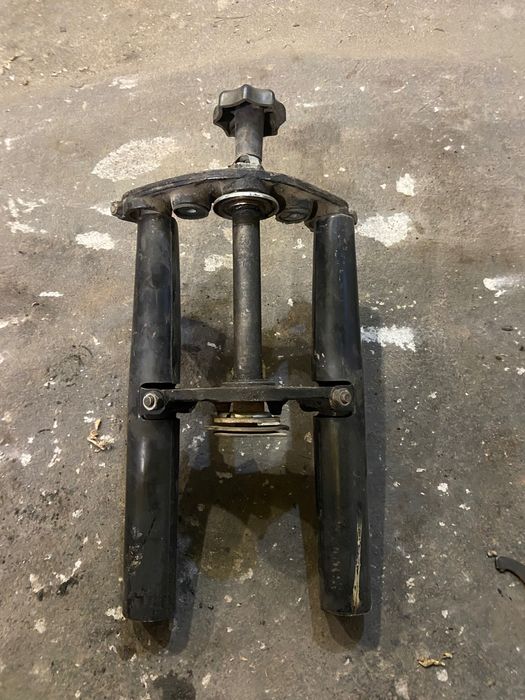 Траверси і кожуха вилки планета Юпітер