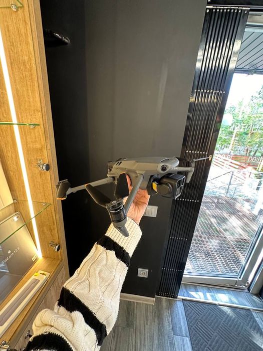 Квадрокоптер DJI Mavic 3 Pro  на акаутні в ідеальному стані