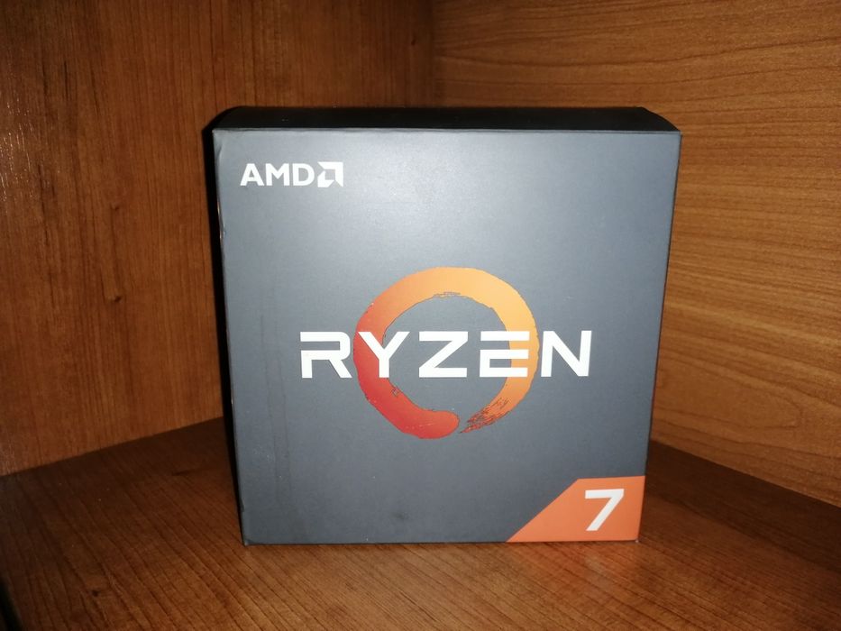 Processador Ryzen 7 2700X com caixa e Cooler