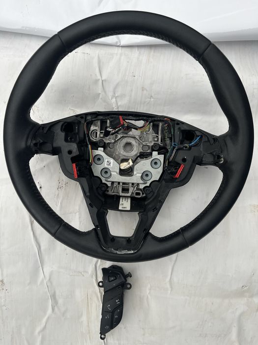Руль с подогревом кнопки руля Ford Fusion MK5 Форд Фьюжн МК5