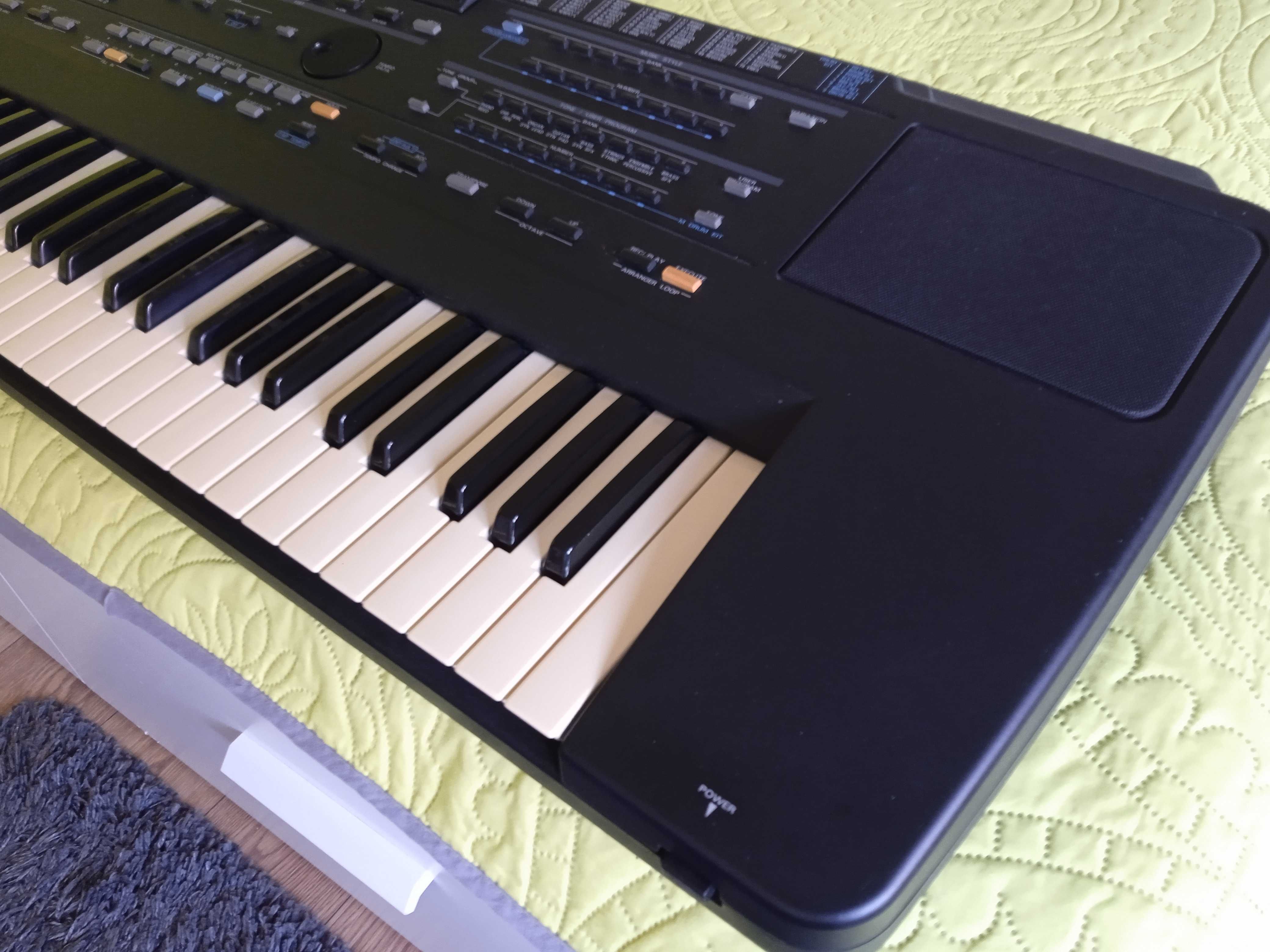 Keyboard Roland E-70 zadbany+ torba.Stan wzorowy/kolekcjonerski