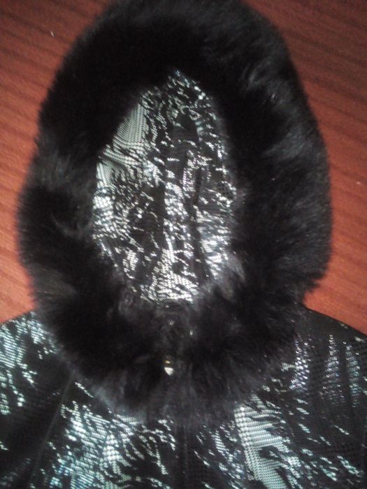 Продам на осень теплую зиму женская куртка