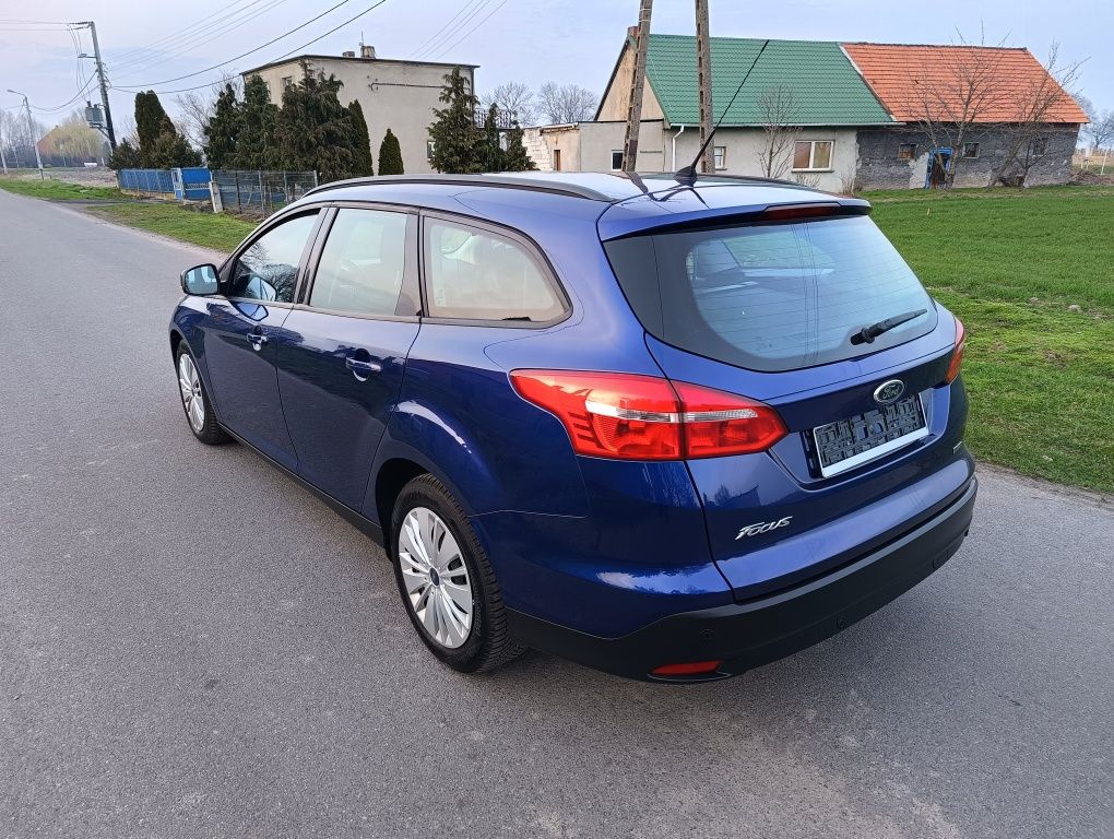 #Ford Focus Lift 2016r Benzyna Duża Navi PDC Grzana Kierownica Okazja#