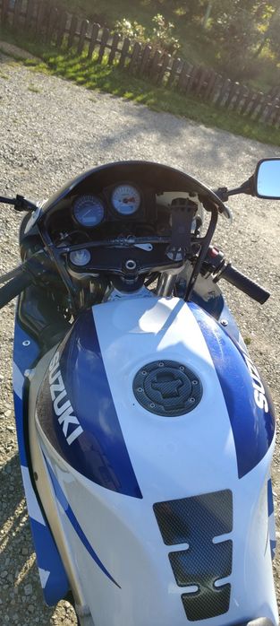 Suzuki gsxr 600 srad