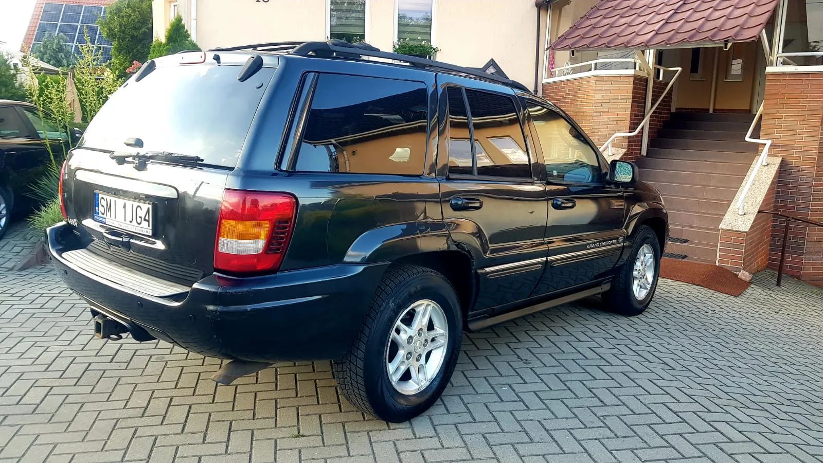 Jeep Grand Cherokee Sprzedaż Jeep Cherokee Overland