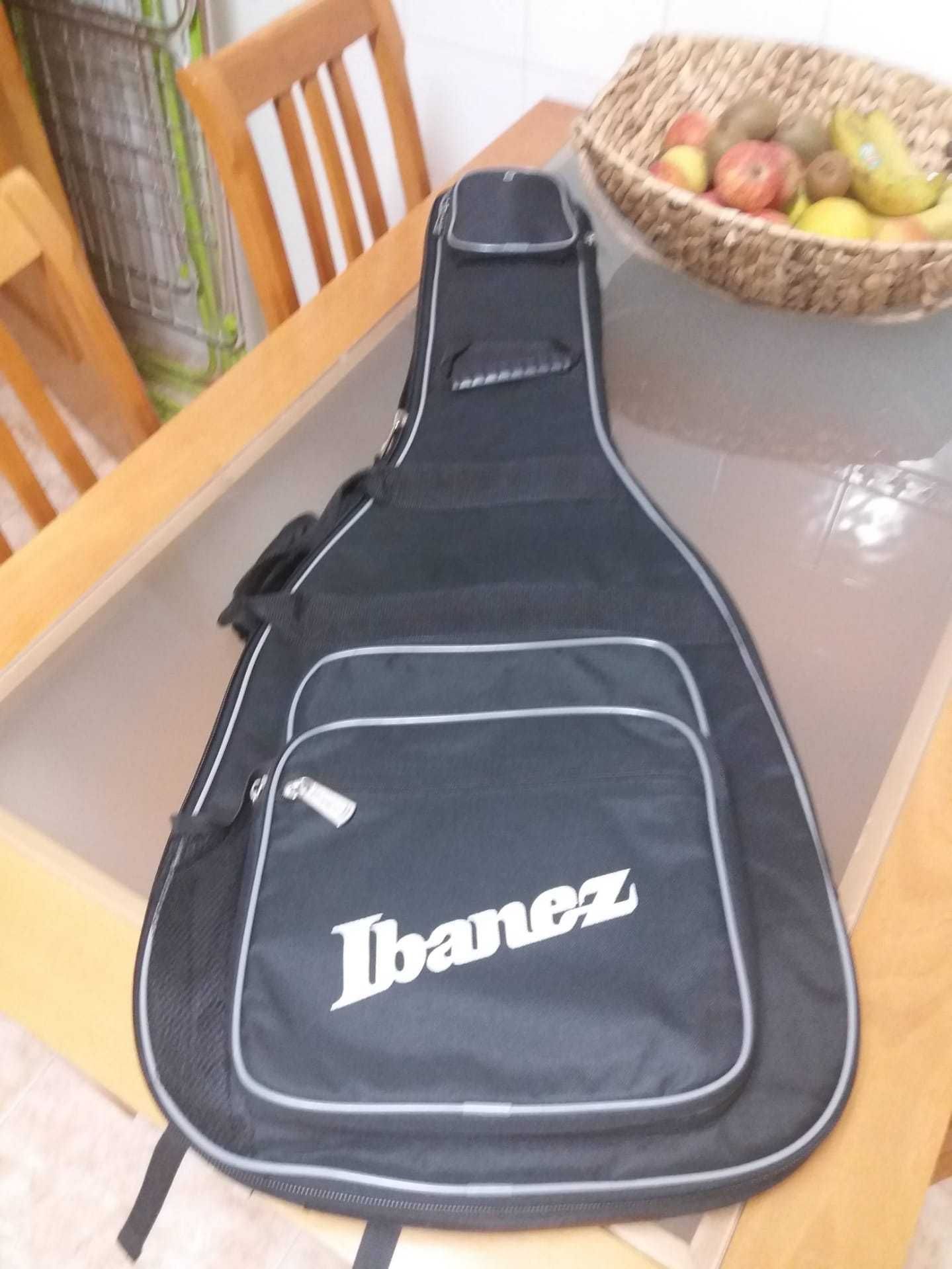 Guitarra Ibanez s570 semi nova