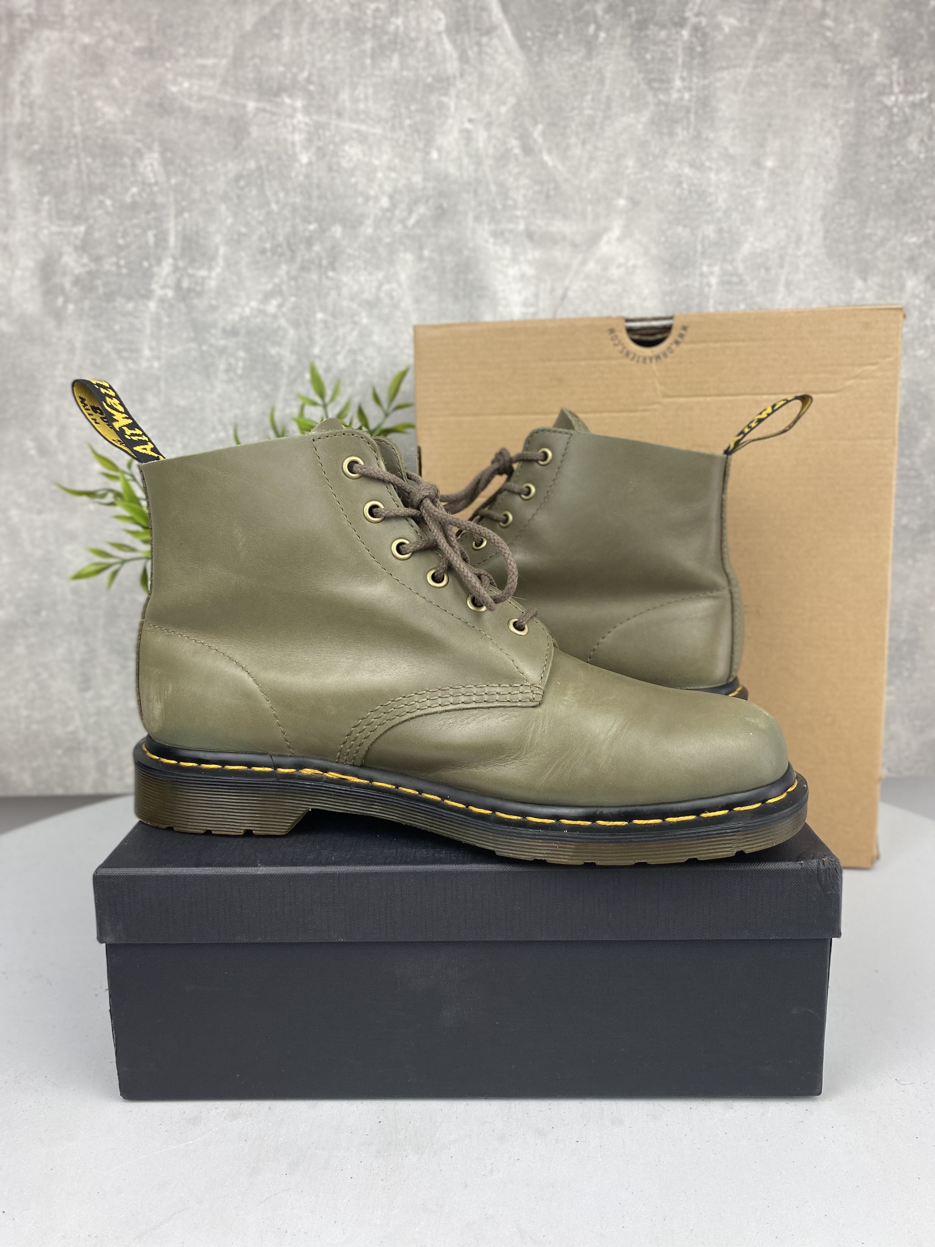 Bardzo dobre / buty trzewiki glany / Dr. Martens / 101 UB / r 43 n220a
