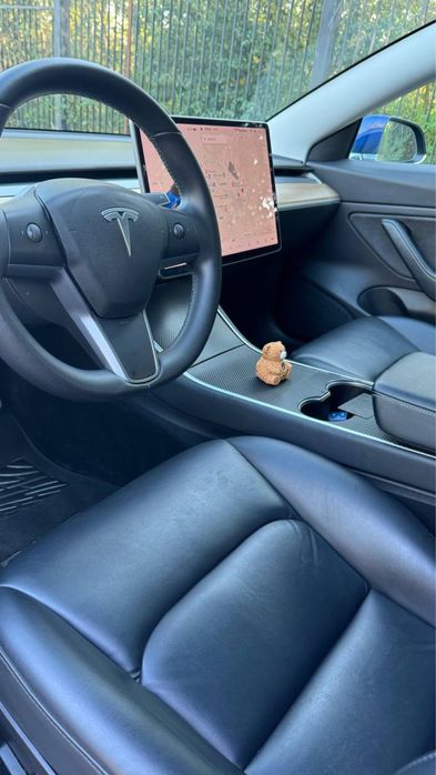 Tesla model 3 Long Range