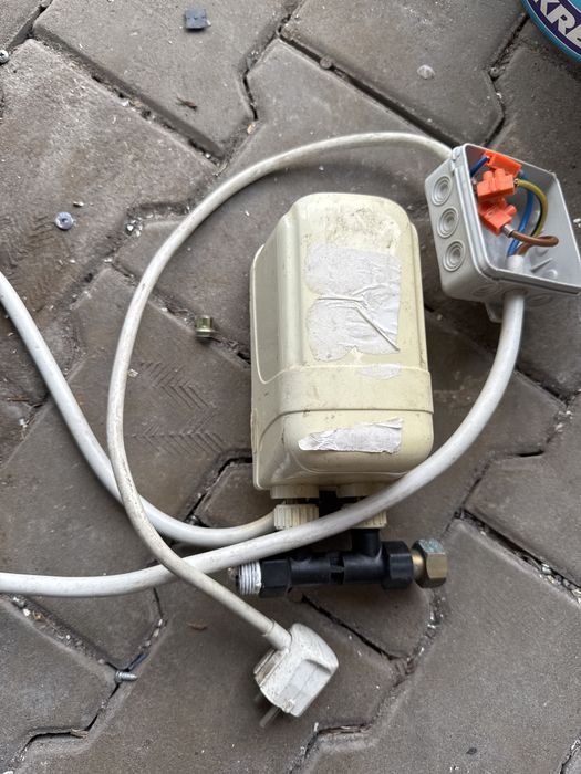 Podgrzewacz do wody sprawny