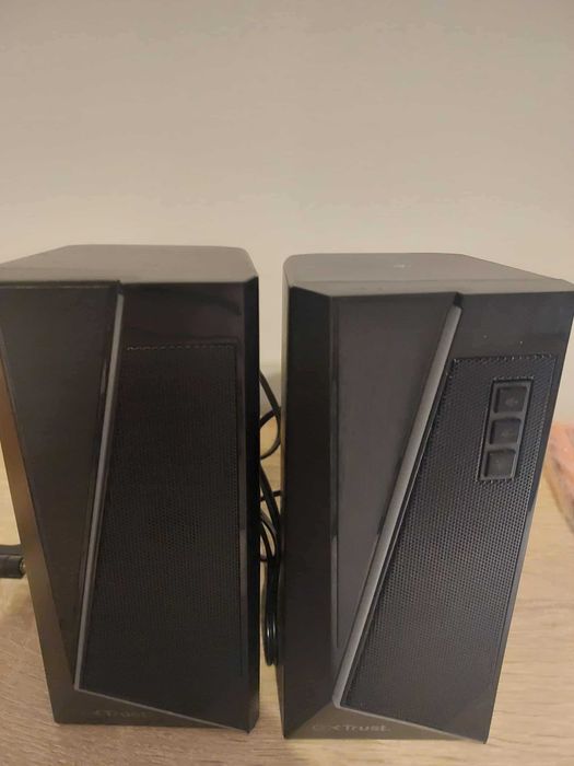 Głośniki komputerowe Trust (2.0) – USB + mini jack, czarne
