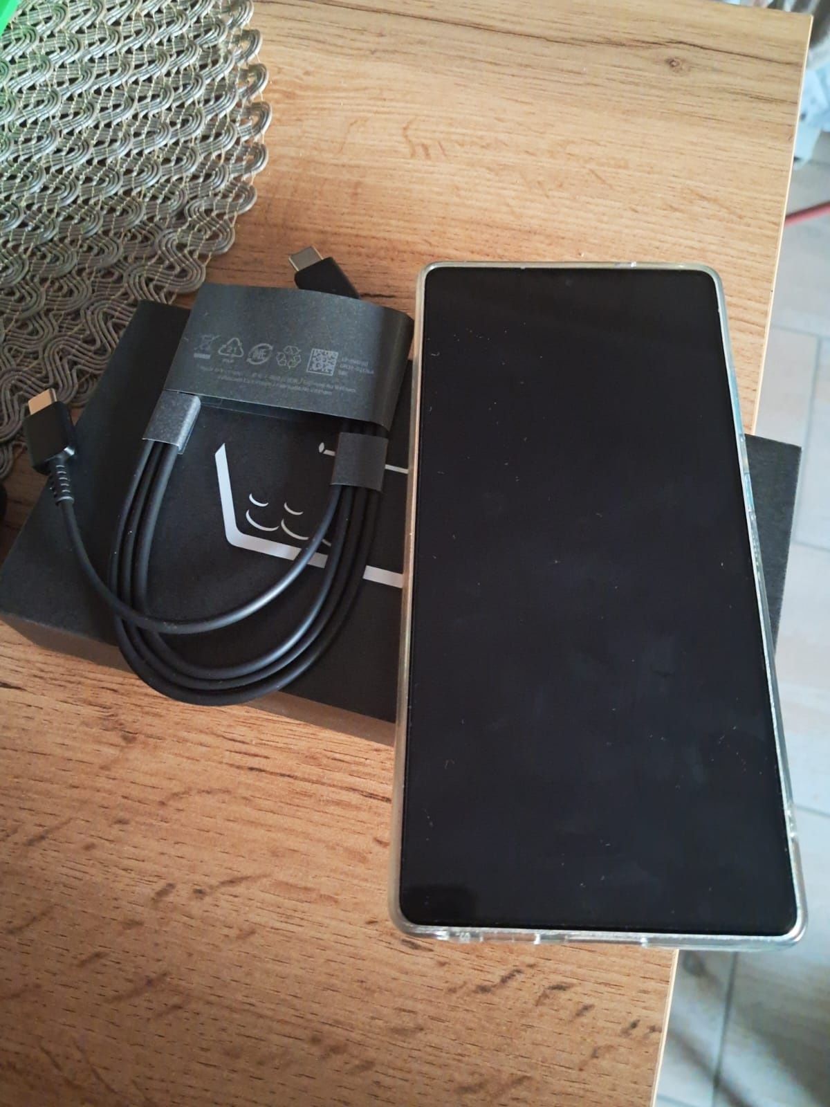 Samsung S25 ultra 12/256