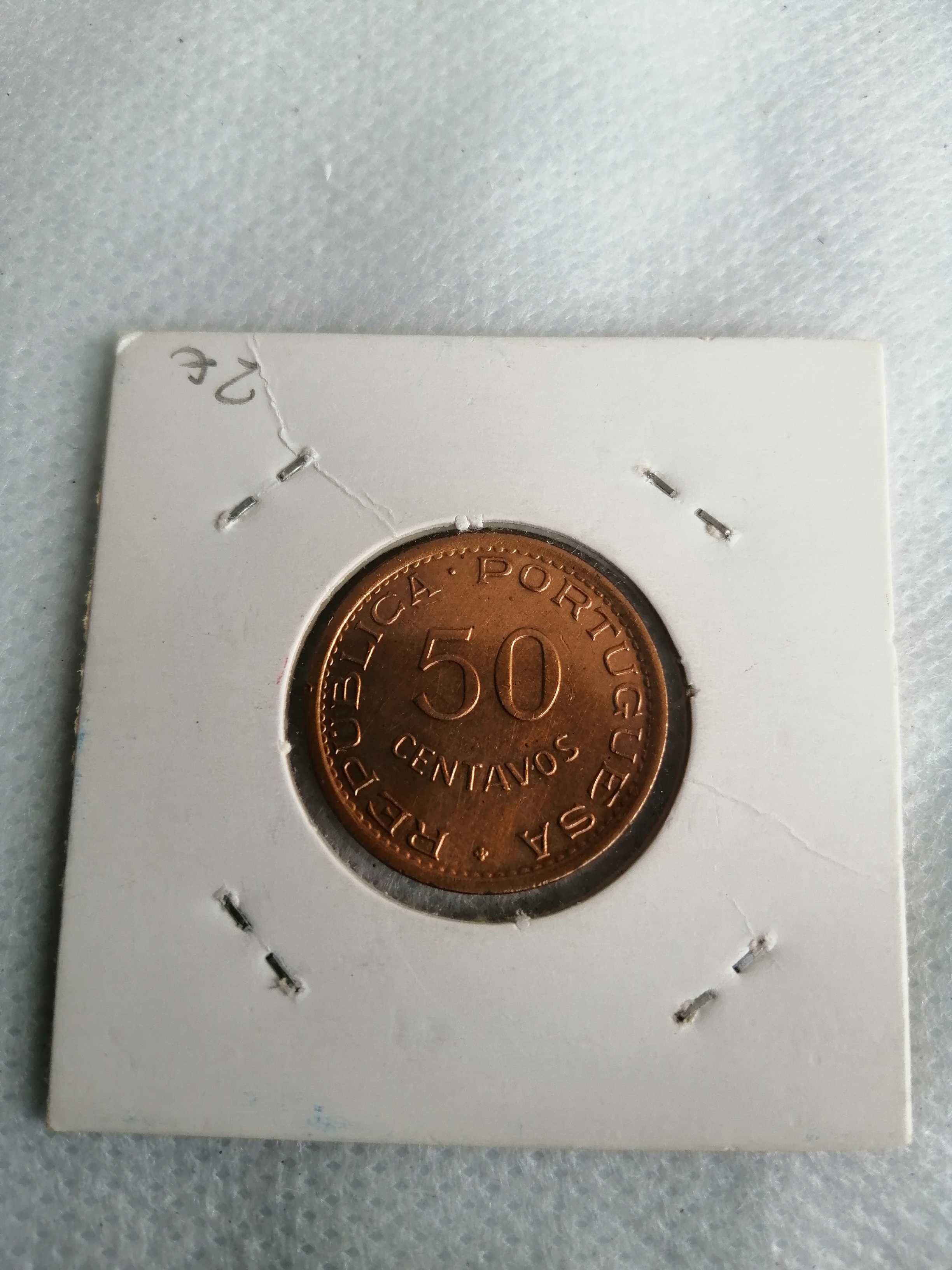 Moedas de 50 centavos. 1973, de Moçambique, belas.