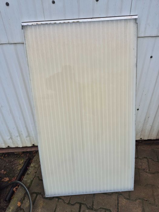 Poliwęglan komorowy  używany