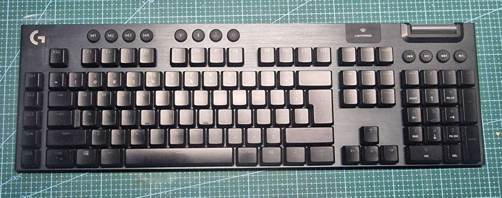 Klawiatura Logitech G915 Clicky