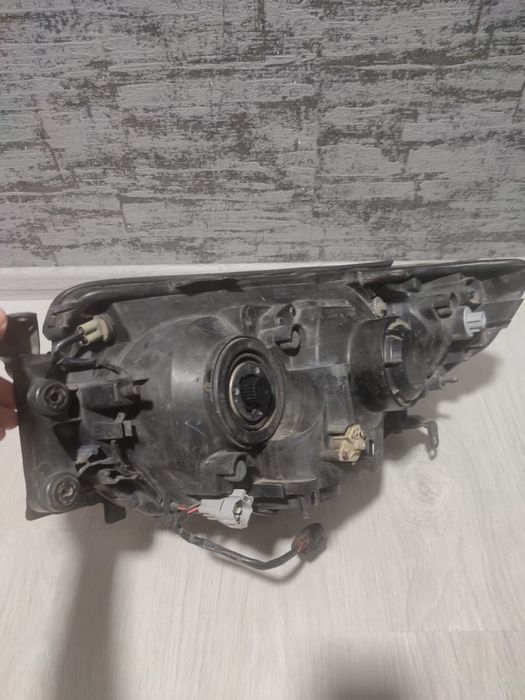 Фара передня права Subaru Forester SG 05-07 рестайлінг
