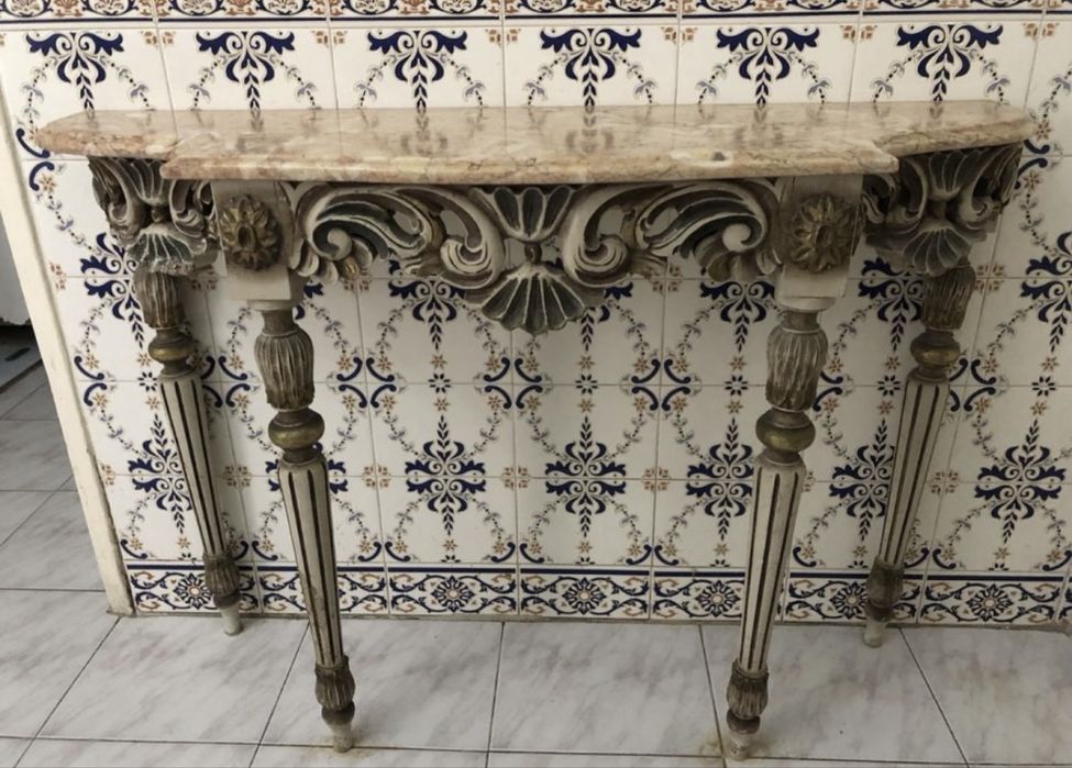 Consola/mesa em marmore