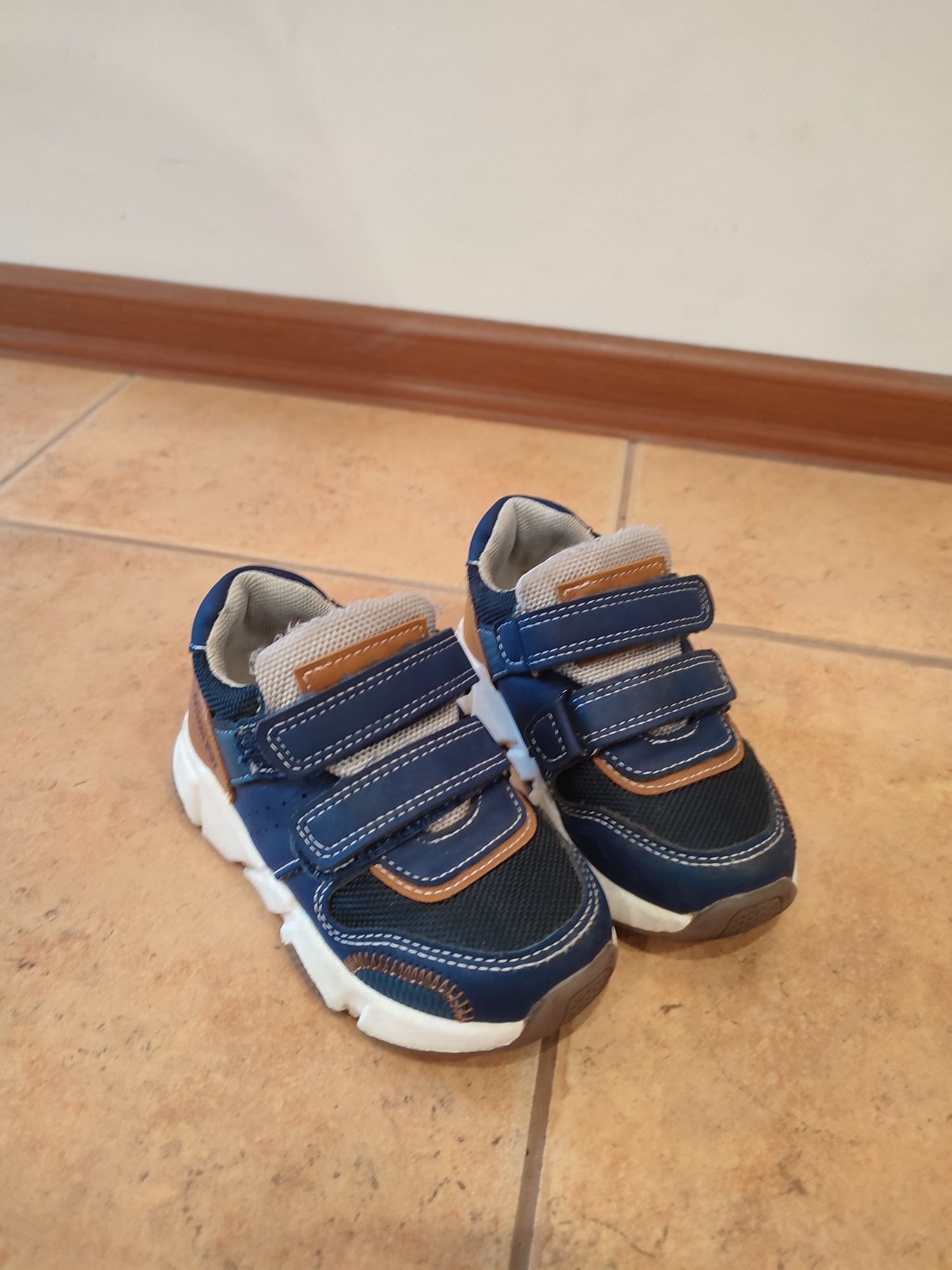 Buty sneakersy Action boy 24