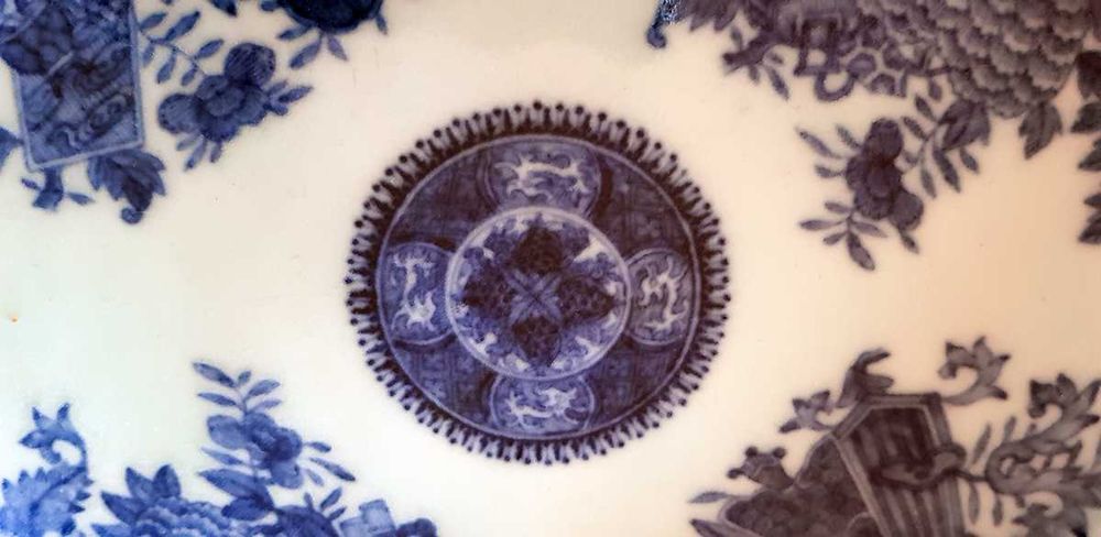 Travessa funda porcelana da China, Azul e Branco período Jiaqing 29 cm