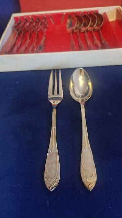 Sztućce deserowe posrebrzane