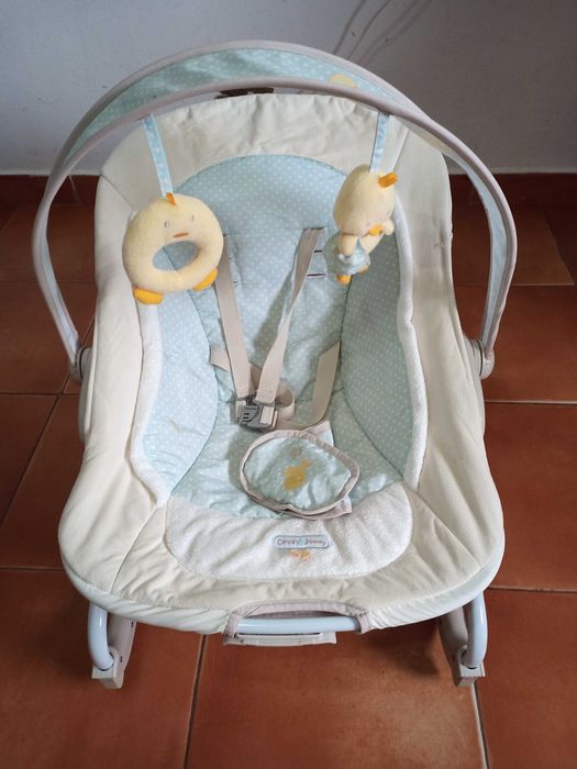 berço ou baloiço para bebé, limpo e pouco usado., musica