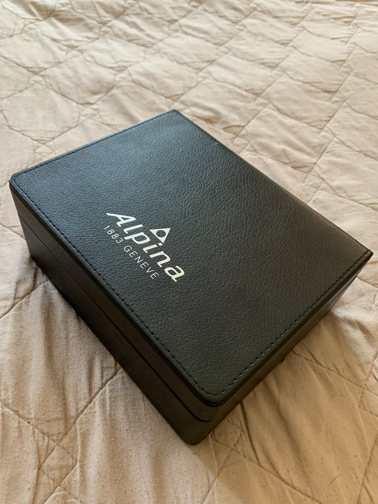 Швейцарские часы ALPINA Startimer Pilot Quartz 280BGR4S6