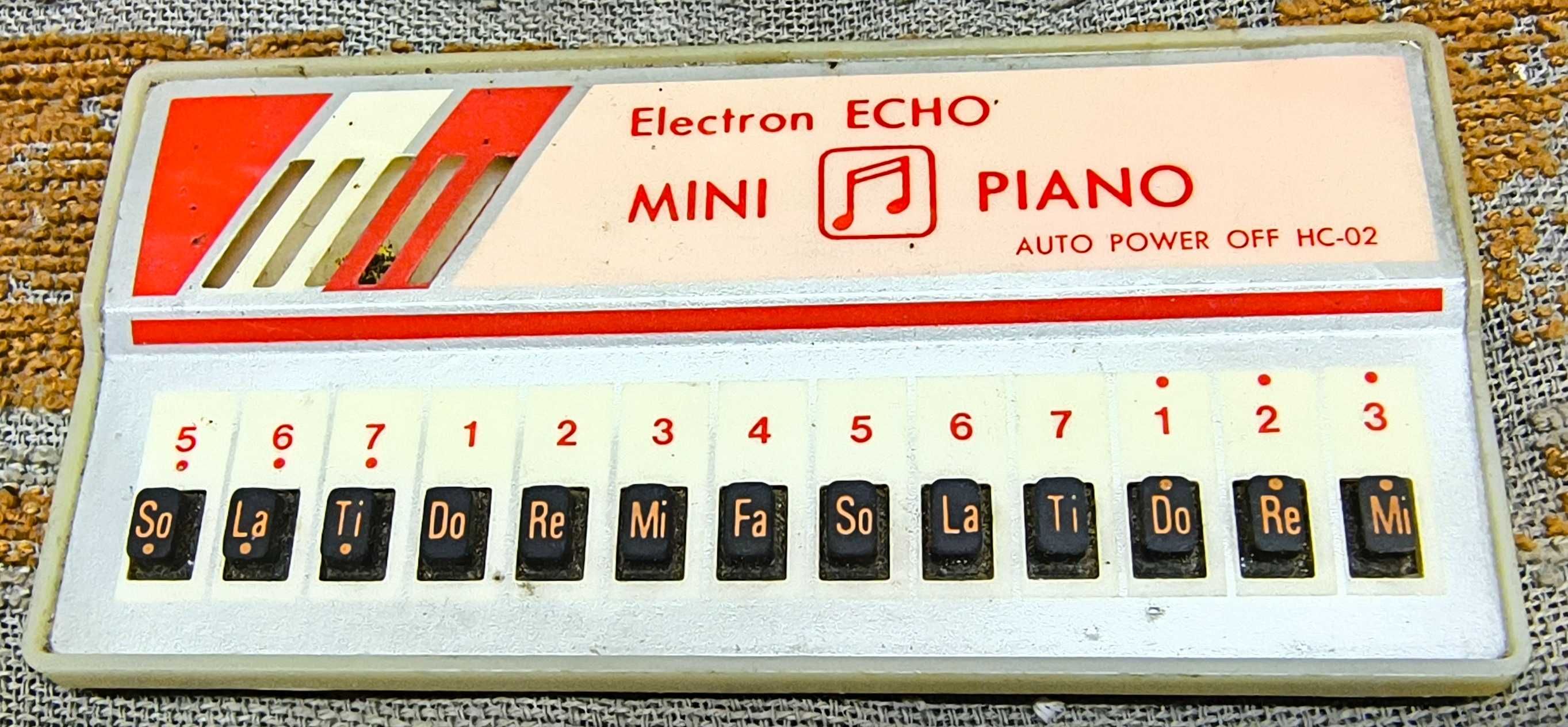 Electron echo mini piano organki PRL