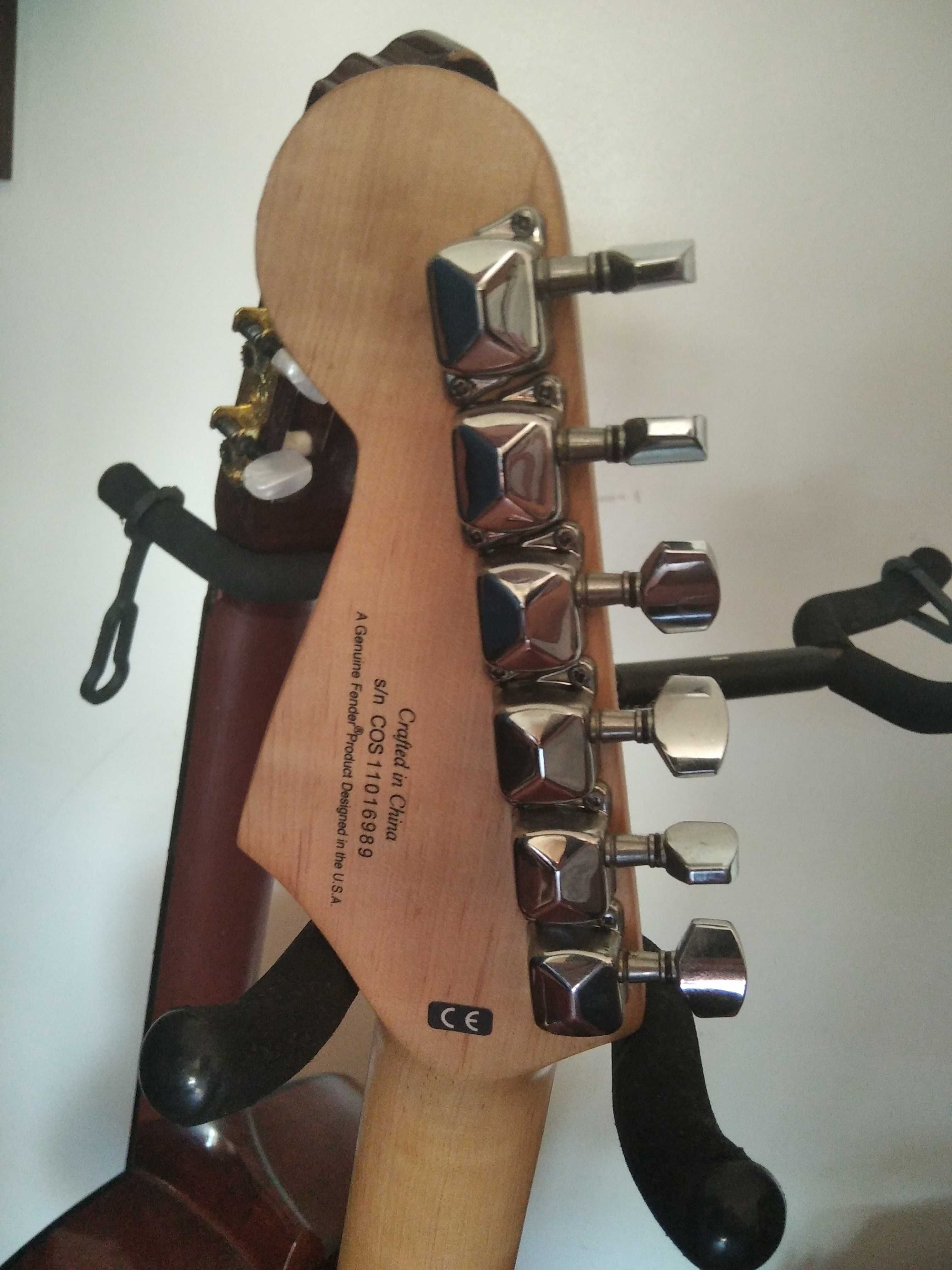 Guitarra electrica Fender Squire Bullet Start