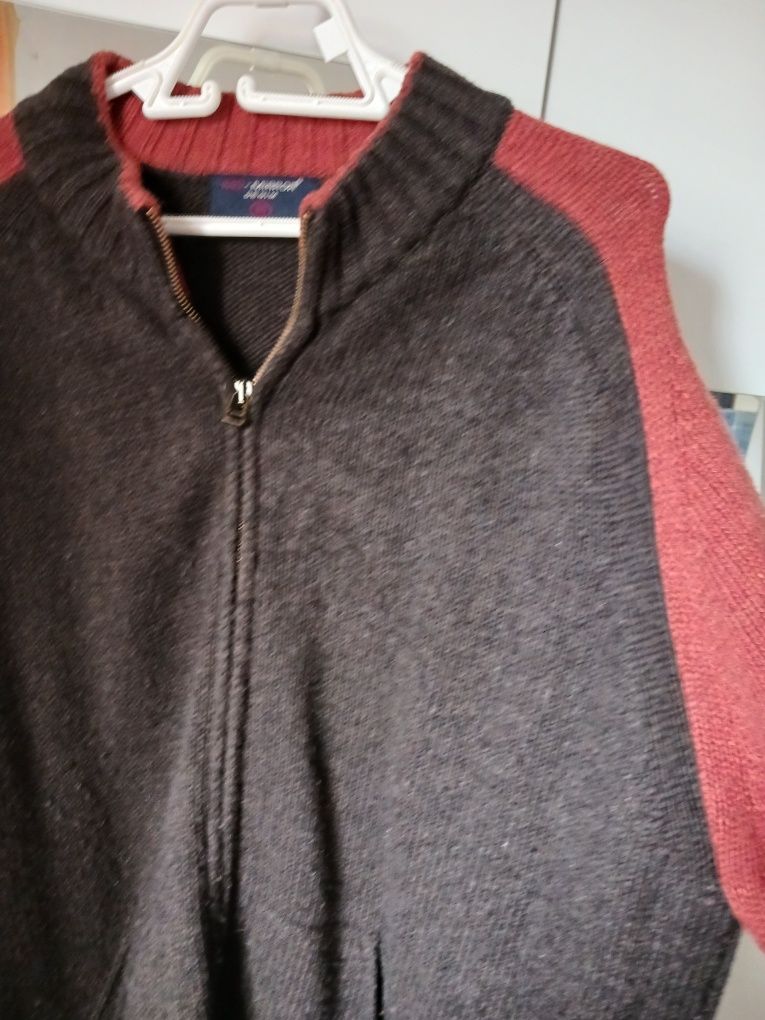 Roupa senhora L em excelente estado 4,50€ a peça